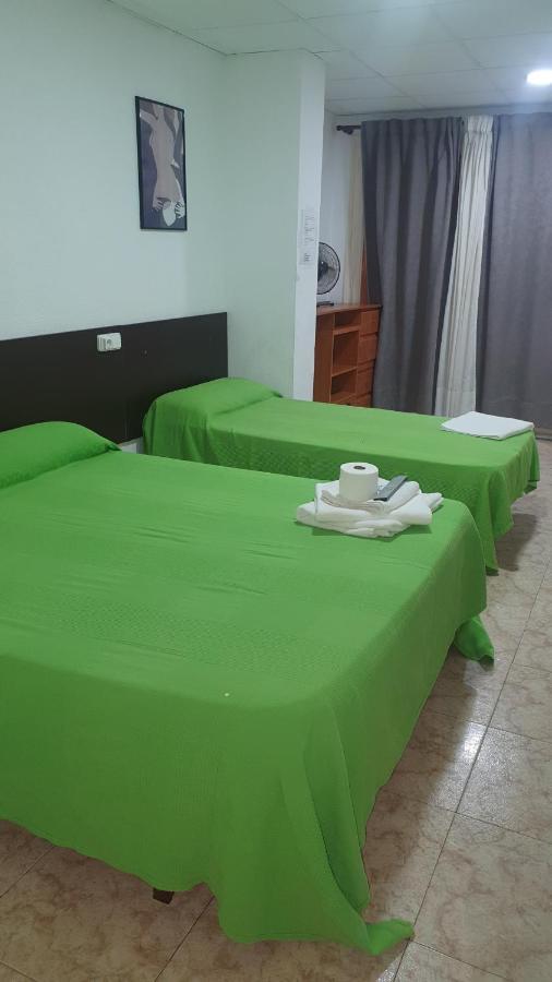 Hostal Sol Celeste Lloret de Mar Exteriör bild