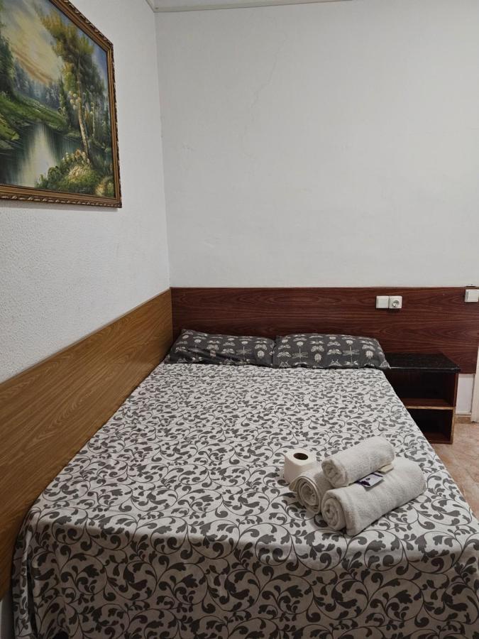Hostal Sol Celeste Lloret de Mar Exteriör bild