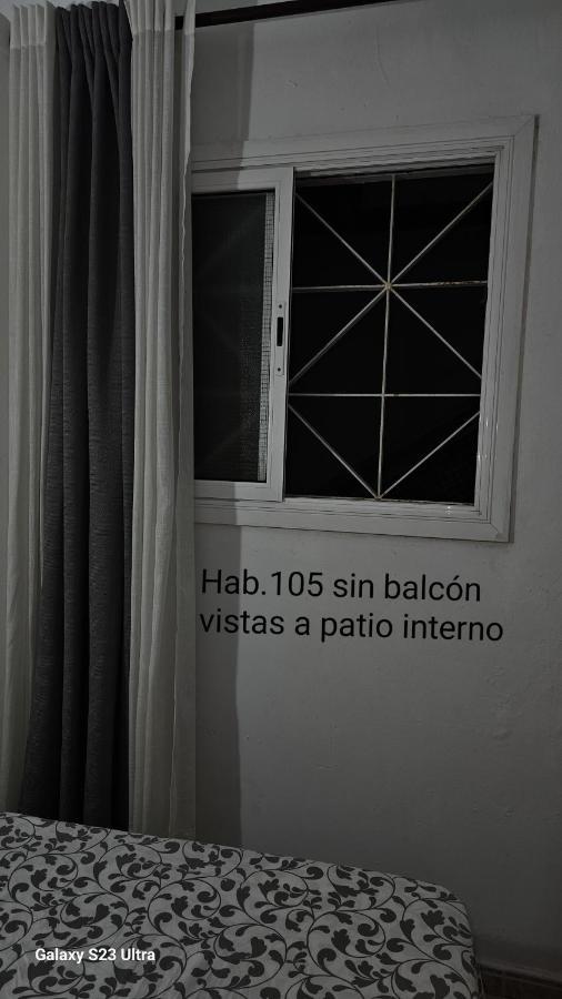 Hostal Sol Celeste Lloret de Mar Exteriör bild