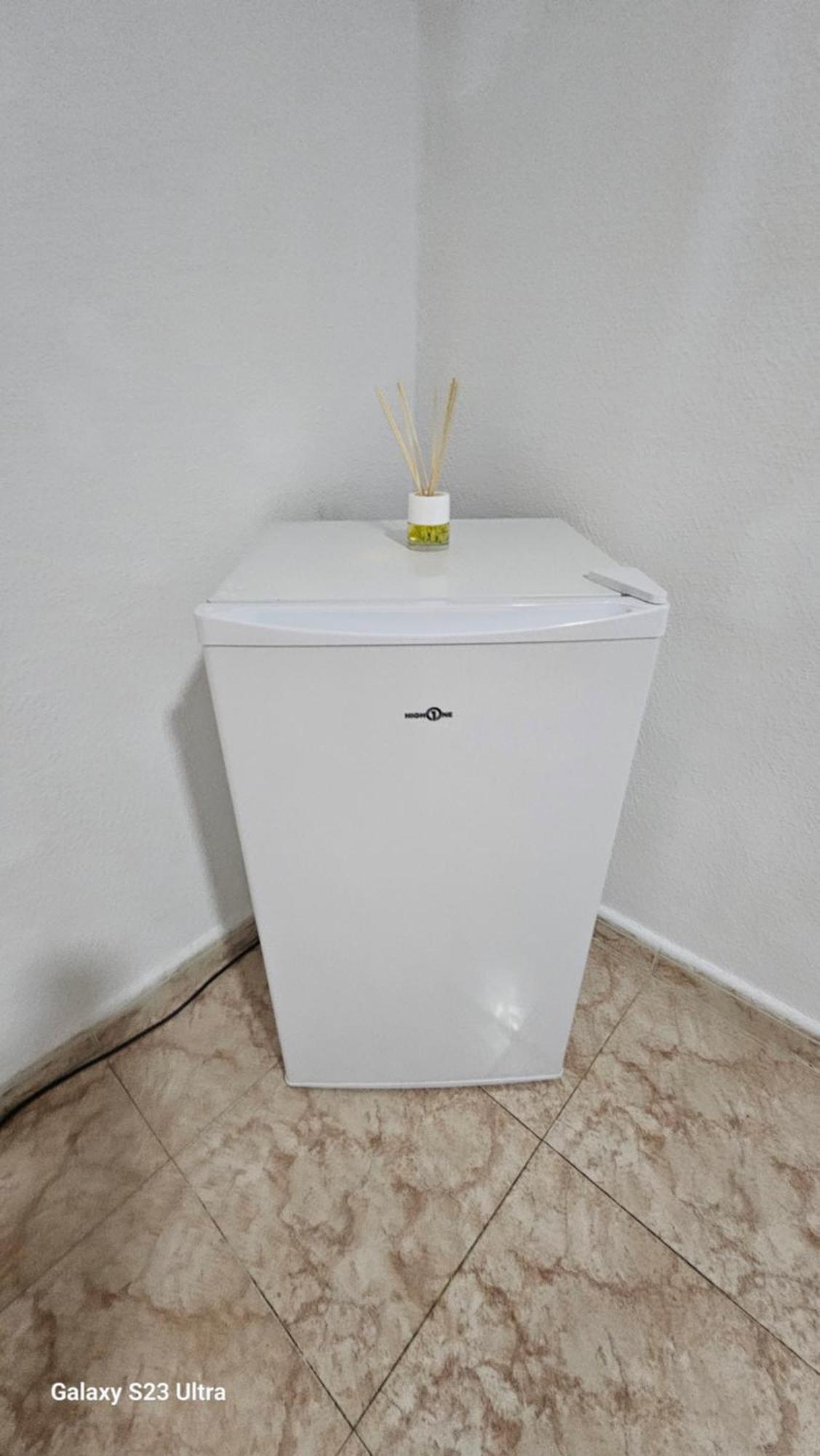 Hostal Sol Celeste Lloret de Mar Exteriör bild